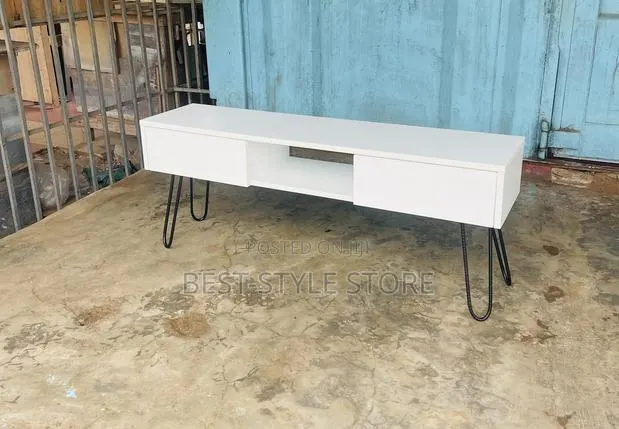 Modern TV Stand White · Photo 1