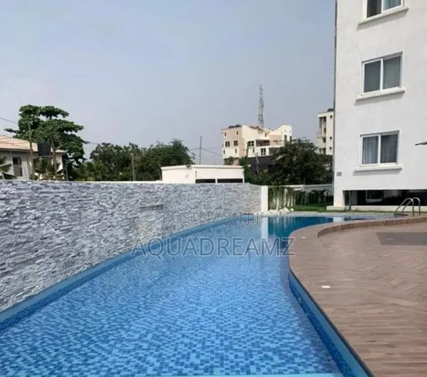 Swimming Pool Construction · Photo 1