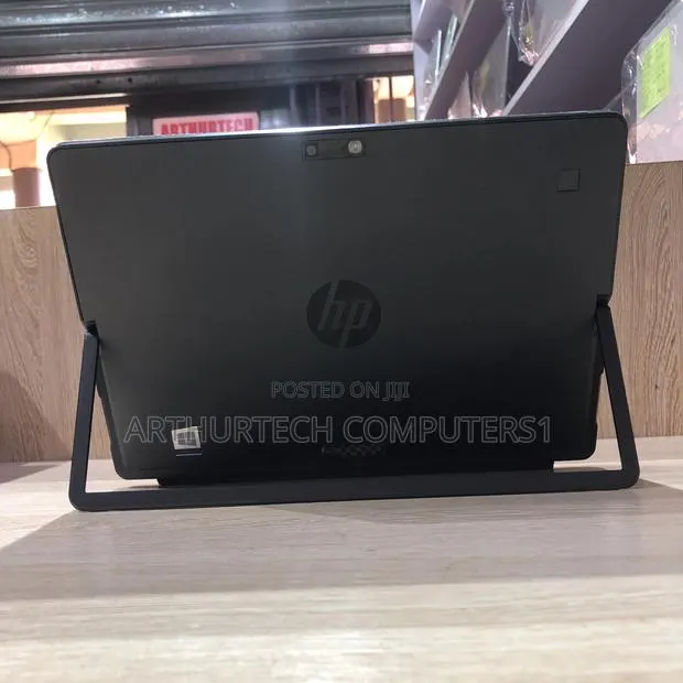 Laptop HP Pro X2 612 G2 8GB Intel Core M3 SSD 256GB · Photo 1