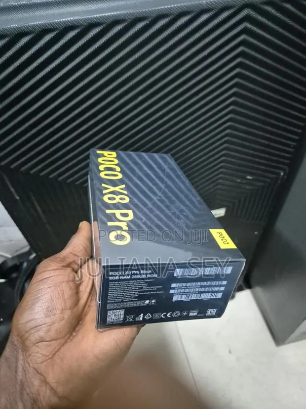 New Mobile Phone 512 GB Black · Photo 1