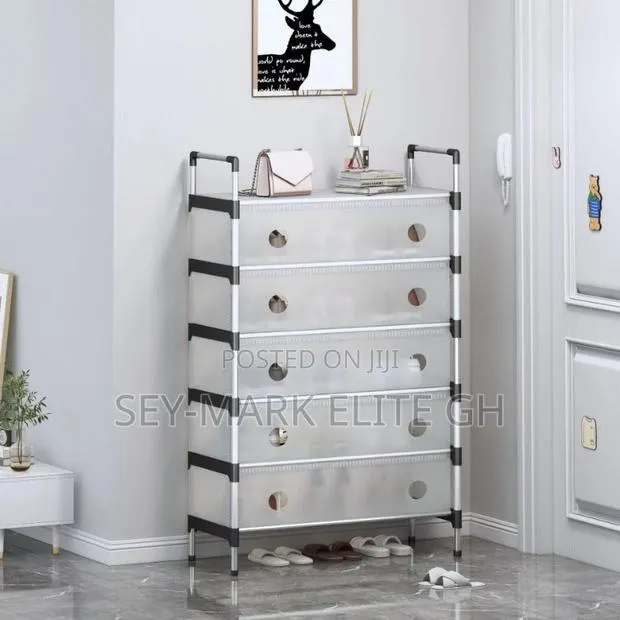 Dust-proof Shoe Rack · Photo 1