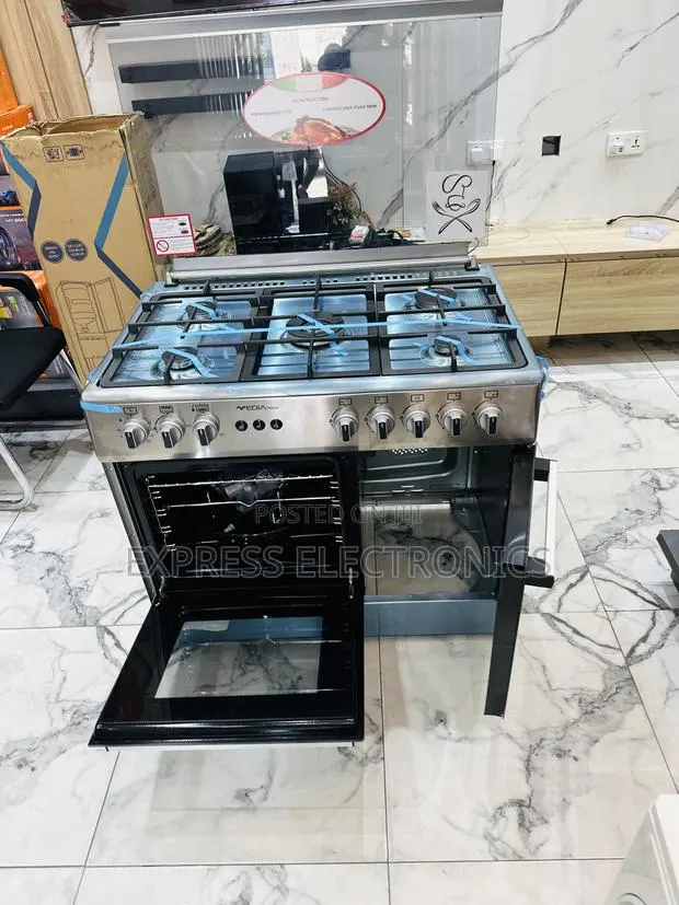 5b 60/90 Gas Cooker Oven Rotisserie Sliver Midea Tech · Photo 1