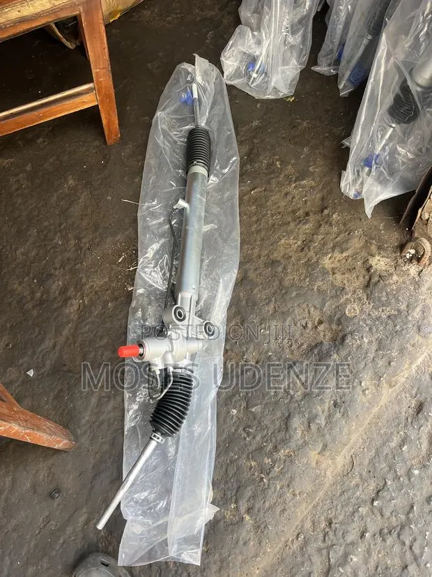 Toyota HAIE OR FISH 2010,11,12,13,14,15,16,17,front Steering Rack · Photo 1