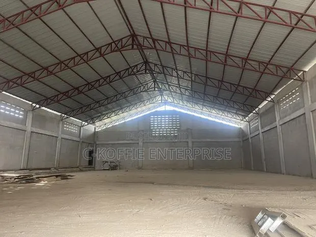 800 SQM Warehouse · Photo 1