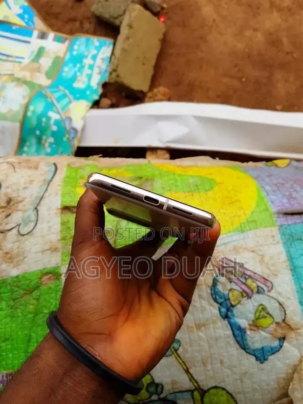 New Google Pixel 8 Pro 128 GB White · Photo 2