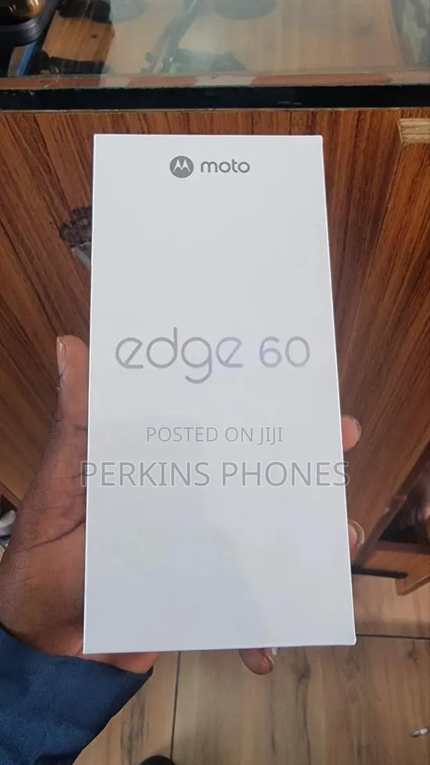 New Motorola Edge 60 Fusion 512 GB Green · Photo 1