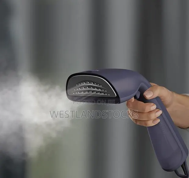 AEG Delicate 7000 Handheld Garment Steamer (Model: HS7-1-4MN) · Photo 1