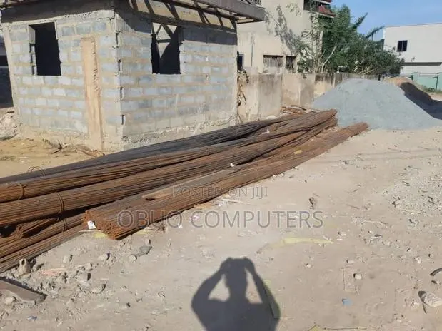 Strong and Thick UK High Tensile Rods , · Photo 1