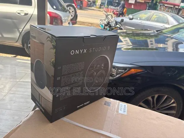 Onyx Studio 9 Bluetooth Speaker Premium Audio Design · Photo 1