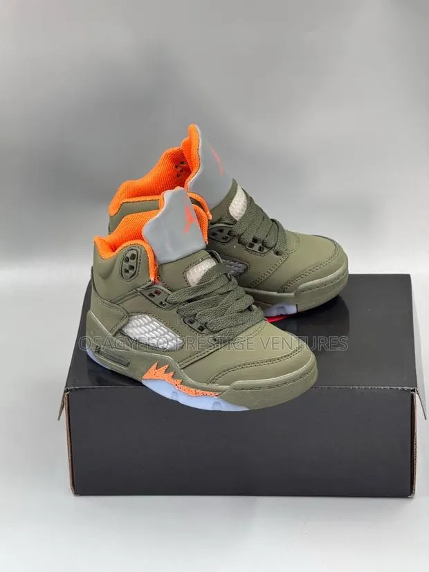Quality Kids Nike Jordan Sneakers · Photo 1