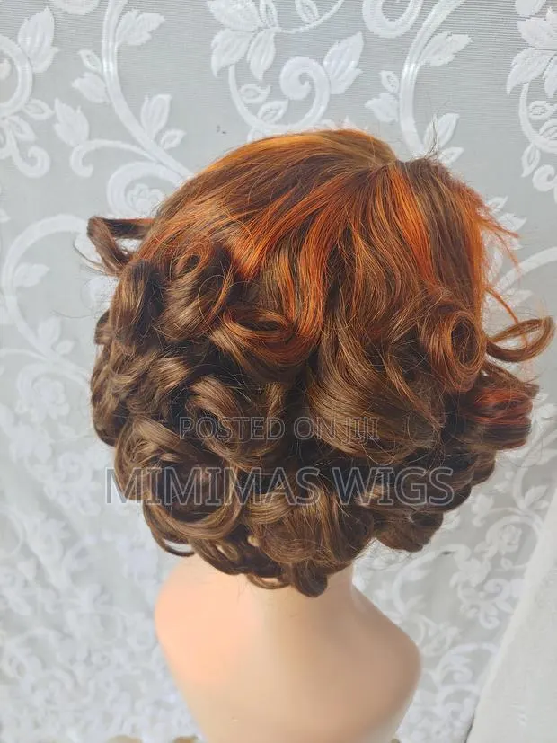 Piano Bounce Human Hair Wig · Photo 1