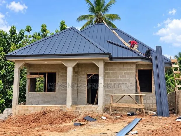 You Wana Roof? We Gat You . Put Us a Call · Photo 1