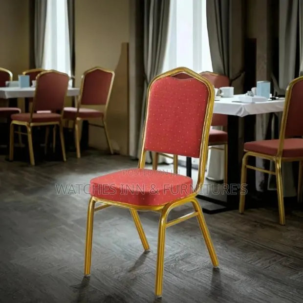 Thick Seat Foam Banquet Chair · Photo 1