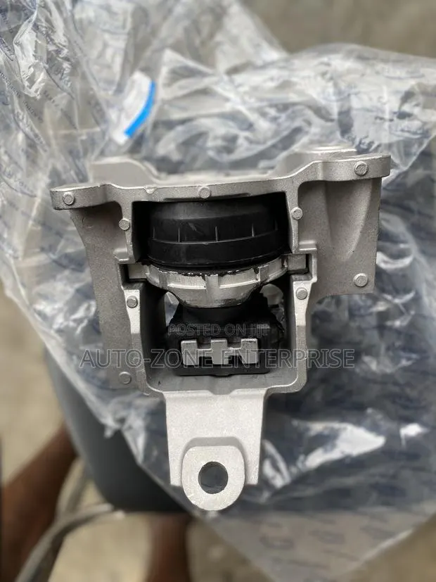 Acura RDX 2019 2020 2021 Gear Box Seat/Gear Box Mount · Photo 1