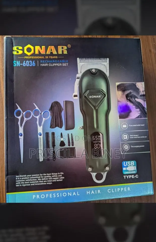 Professional Hair Clipper and Accessories · Photo 1
