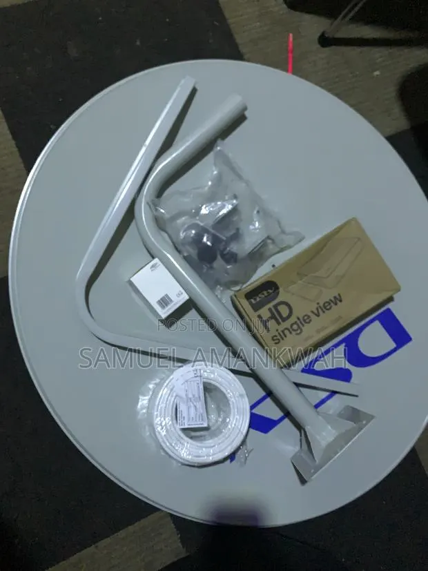 DSTV Full Set 250 · Photo 1