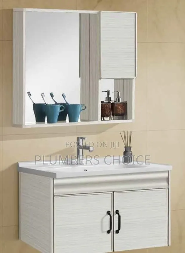 60cm Cabinet Basin · Photo 1