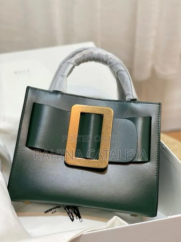 Quality Ladies Boyy Bags528909 · Photo 1