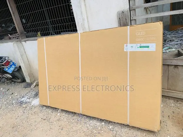 75”Q60c Qled Smart Glossy Samsung Display Screen Televisions · Photo 1