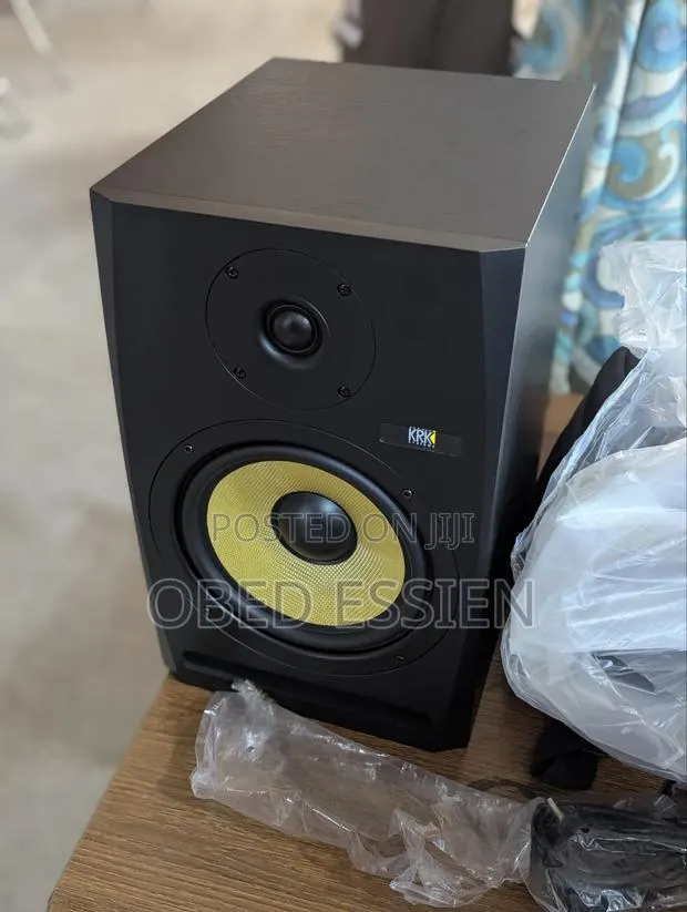 KRK Studio Monitor (M8, 4G) 8inch · Photo 1