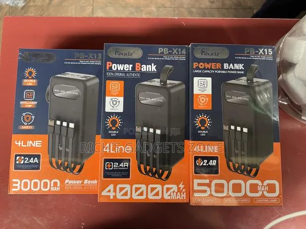 Fast Charging Power Bank · Photo 1