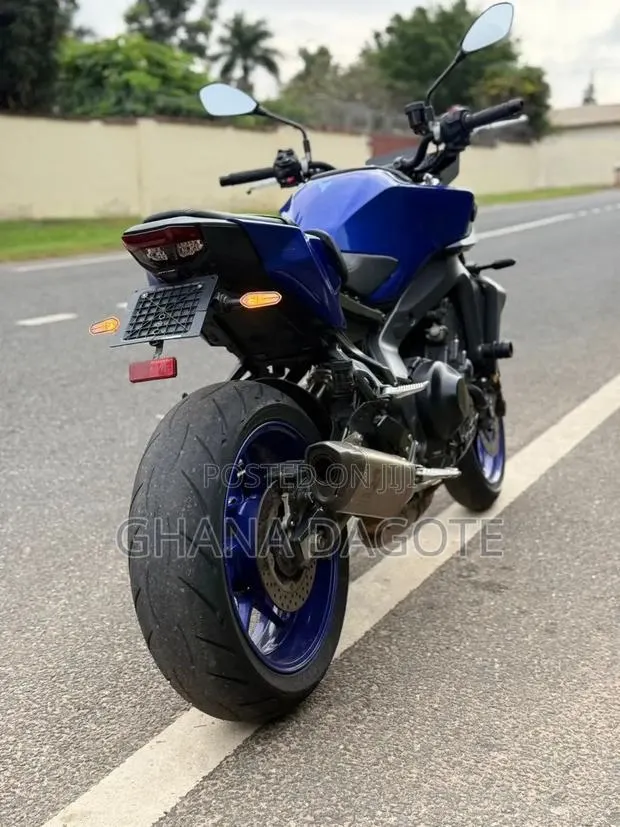 Yamaha MT-09 2025 Blue · Photo 1