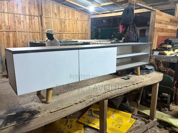6feet Laminated Wood TV Stand Available · Photo 1