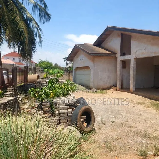 4bdrm House in Kg Franco Properties, Spintex for sale · Photo 1