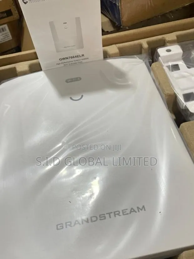 Grandstream Gwn7664elr Access Point With Biliing System · Photo 1