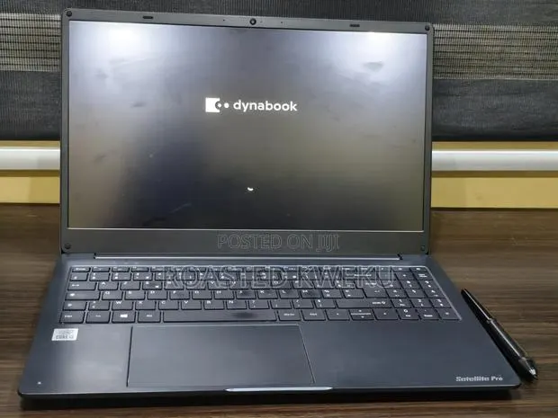 Laptop Toshiba Dynabook R634/M 8GB Intel Core i3 SSD 256GB · Photo 1