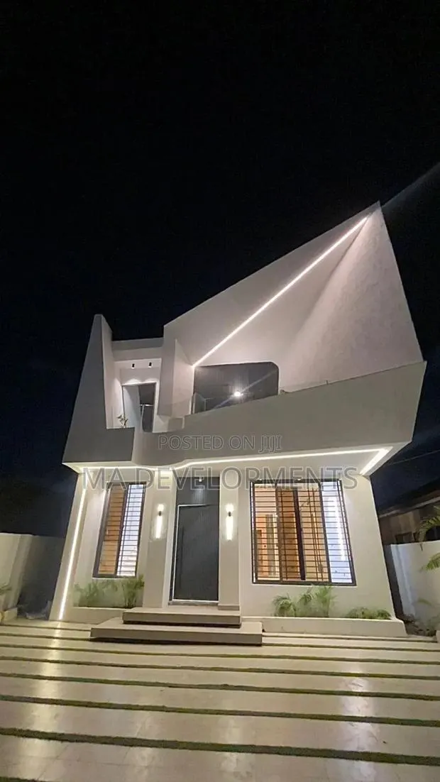 4bdrm House in East Legon, Ability for sale · Photo 1