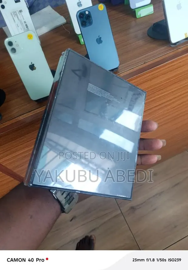 New Samsung Galaxy Z Fold 5 512 GB Black · Photo 3