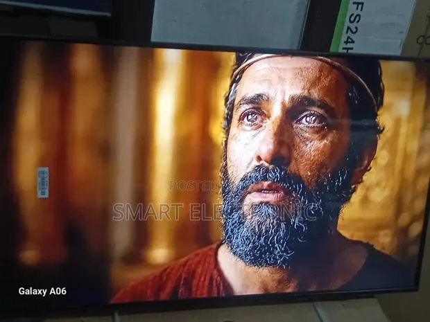 Samsung 43-Inch Led Smart Tv – Sleek Modern Viewing · Photo 1