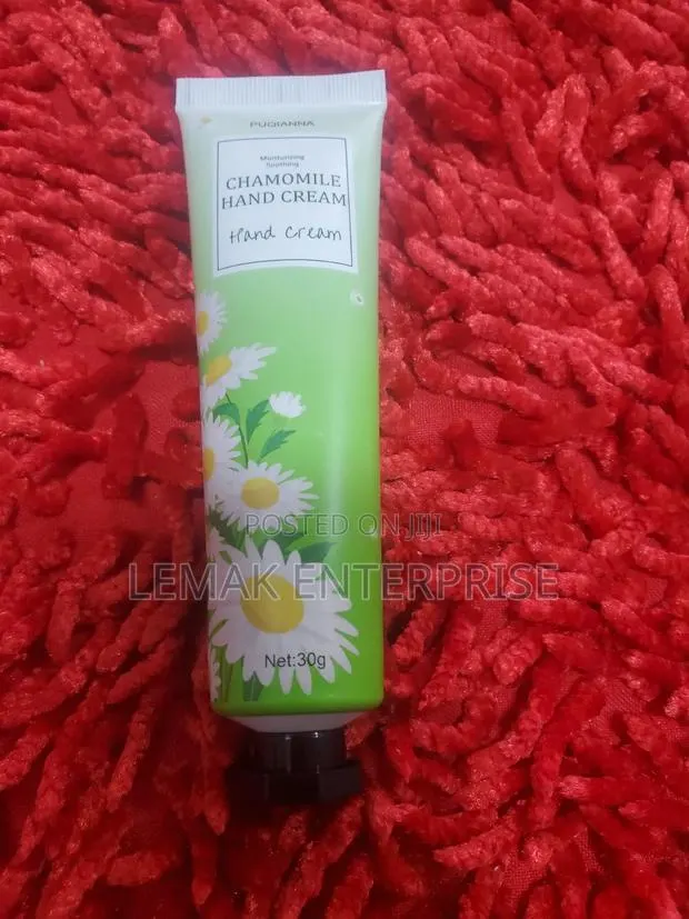 Chamomile Hand Cream · Photo 1