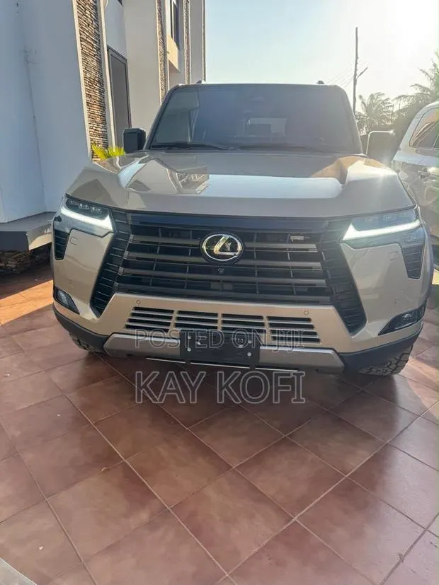 Lexus GX 550 Overtrail 2024 White