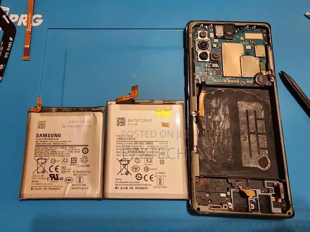 Android Phones Battery Replacement · Photo 1