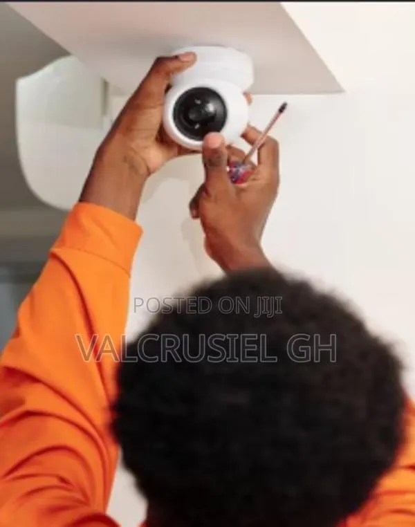 Installation and Sales of CCTV Security Cameras · Photo 1