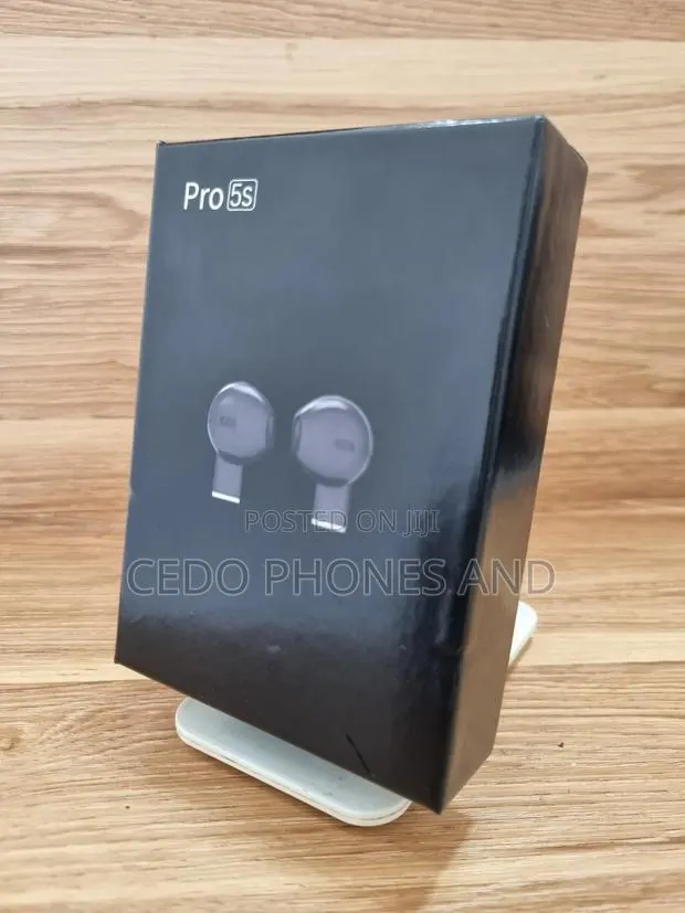 Pro 5s Airpods Black · Photo 1