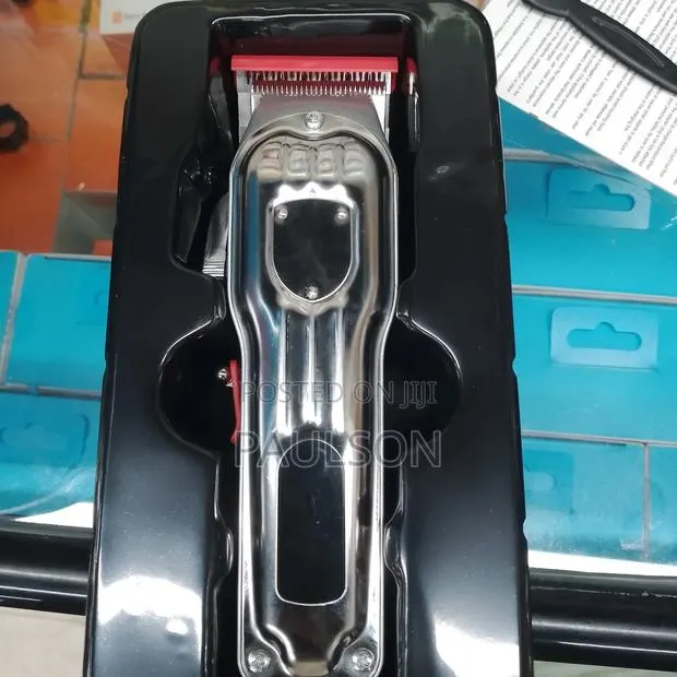 Professional Cordless Hair Clipper · Photo 1