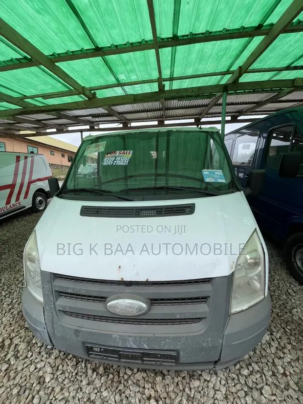 Ford Transit 2006 White · Photo 1