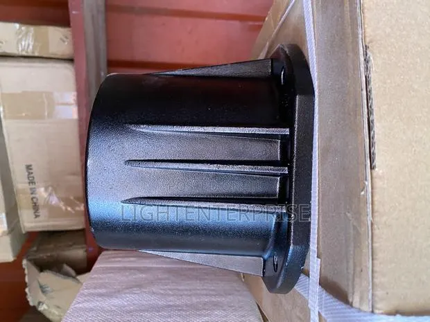 Pump Flange · Photo 1
