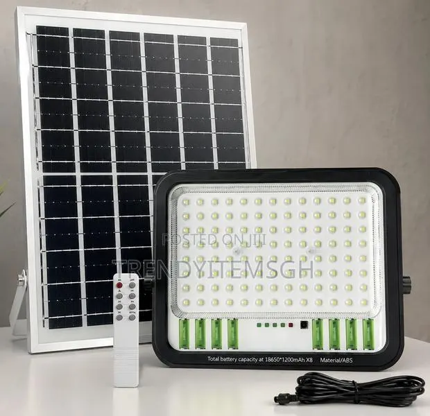 300w Solar Flood Light – Waterproof Outdoor Led Light With Remote · Photo 1