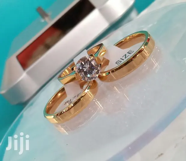 Quality Non Fading Titanium/Tungsten Gold Plated Rings · Photo 1