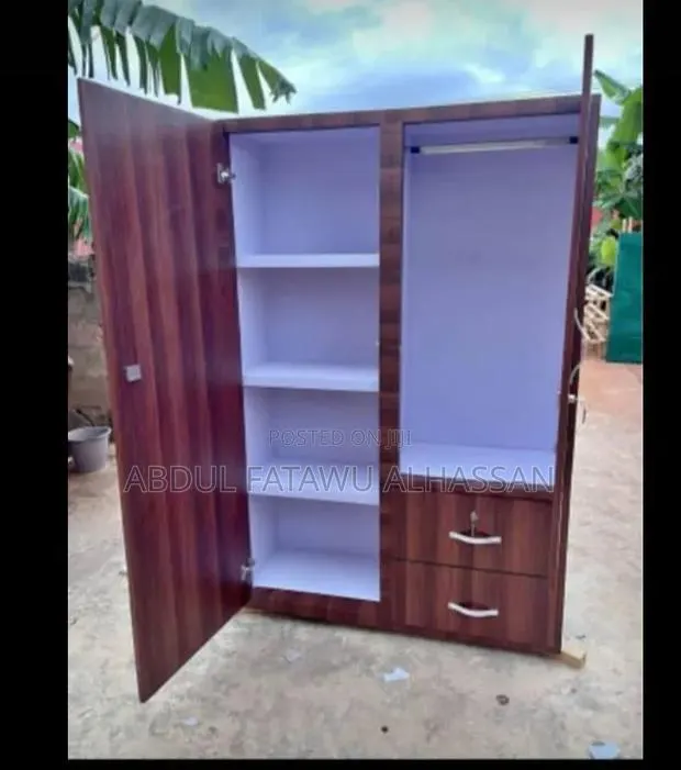 Exclusive 2in1 Wardrobe · Photo 1