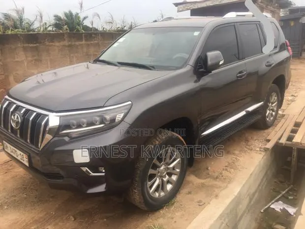 Toyota Land Cruiser Prado 2018 Black · Photo 1