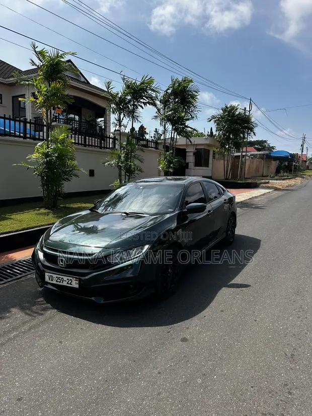 Honda Civic EX-L Sedan 2018 Green · Photo 1