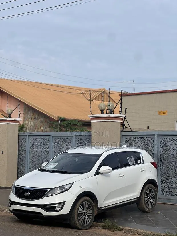 Kia Sportage 2016 White · Photo 1