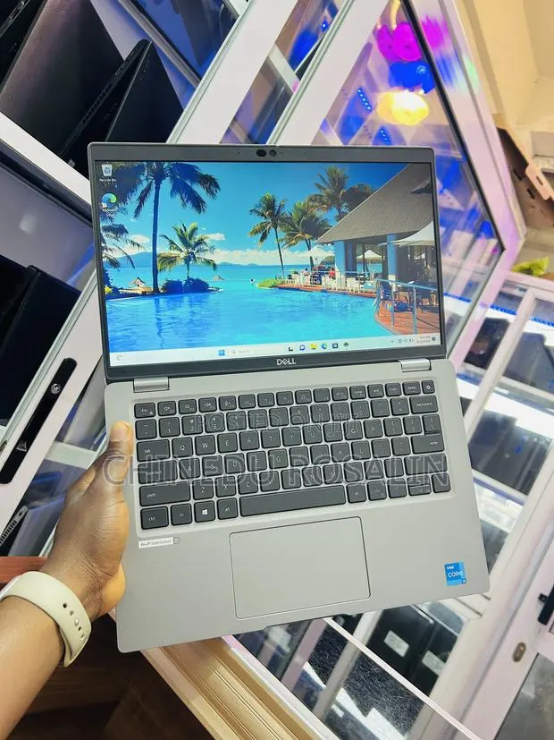 Laptop Dell Latitude 5420 16GB Intel Core i5 SSD 256GB · Photo 1