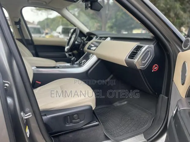 Land Rover Range Rover 2019 Silver · Photo 1