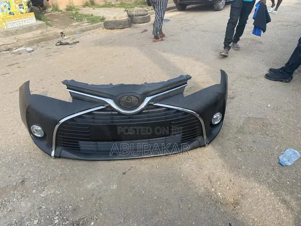 Toyota Yaris 2017 Front Bumper Complete · Photo 1
